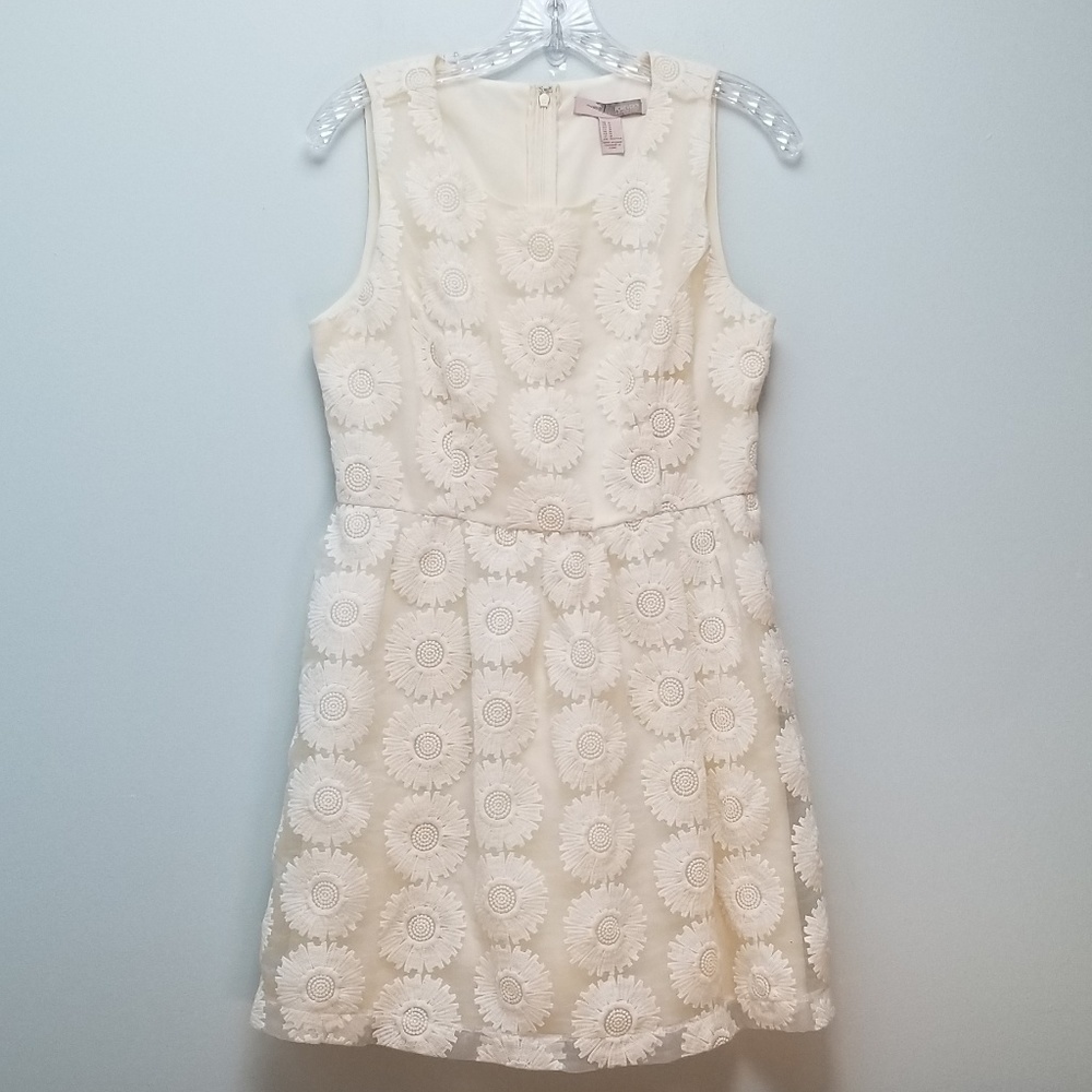 FOREVER 21 | BEAUTIFUL IVORY DRESS W/LACE OVERLAY